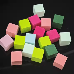 100 unidades de mini esponjas suaves de 1 cm para decoración de uñas, herramientas DIY para pintar con <span class=keywords><strong>gel</strong></span>, difuminar y pulir, herramientas de manicura, pulidor de efecto <span class=keywords><strong>blooming</strong></span> - Product Image 6