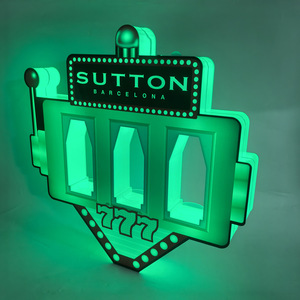 Soporte de Vino LED Acrílico <span class=keywords><strong>Iridiscente</strong></span> Personalizado para 3 Botellas, Glorificador de Botellas, Decoración para Bares y Discotecas - Product Image 3