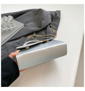 Sacs à main de luxe Louis Version pour femmes, marques célèbres, sacs à main portés épaule, sacs à main avec fermeture à glissière et deux poignées - Product Image 6