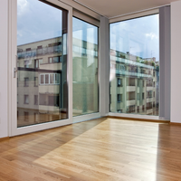 Fenêtres fixes sur mesure de conception moderne pour hôtel, fournies par un fournisseur chinois, avec cadre en alliage d'aluminium et fibre de verre, horizontales et coupe-vent.