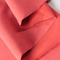 Tissu sergé en polyester respirant de qualité supérieure 100 % polyester effet peau de pêche pour pantalons de plage et vêtements teints