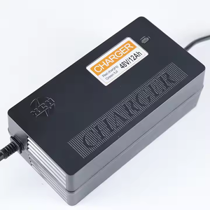 Commande en gros de chargeurs de batterie au lithium pour scooter électrique 48V, 60V, 72V chargeurs rapides haute puissance pour accessoires de scooter - Product Image 1