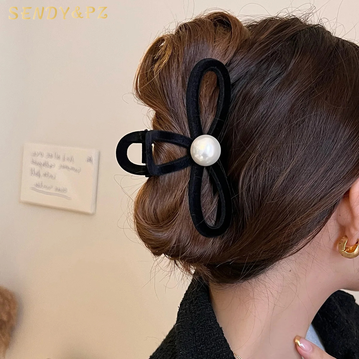 French Elegant Black Hair Accessories Velvet Pearl Hair Claw 