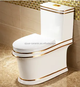 Bagno di design di lusso dorato doppio scarico wc in ceramica un pezzo wc con linea dorata