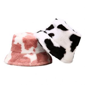 Nouveaux chapeaux bob en fourrure à imprimé vache, tendance vintage, pour l'hiver et les activités de plein air, pour rester au chaud - Product Image 4