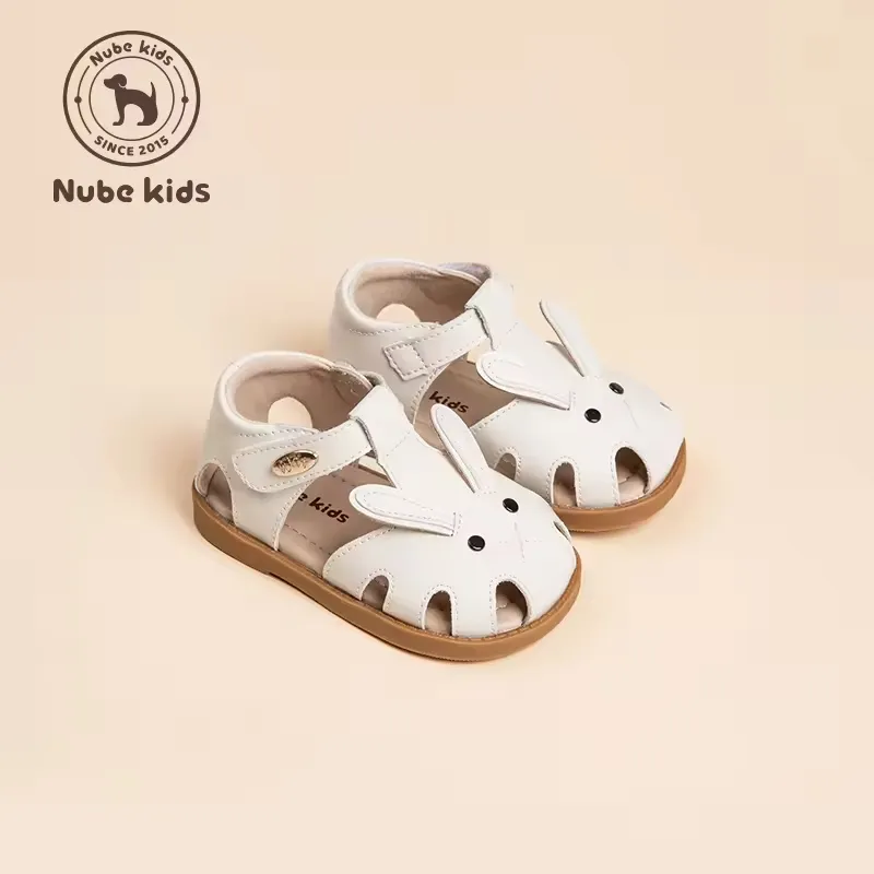 여름 새로운 만화 귀여운 토끼 중공 고무 부드러운 밑창 유아 샌들 소녀를위한 아기 신발