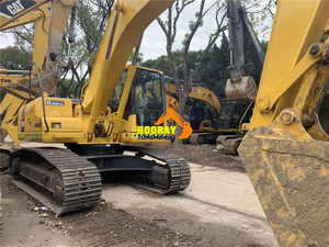 รถขุดตีนตะขาบขนาดใหญ่ Komatsu PC200-7 ปี 2018 มือสอง น้ำหนัก 20 ตัน เครื่องยนต์ Komatsu SAA6D102E-2 107KW สภาพดี - Product Image 3