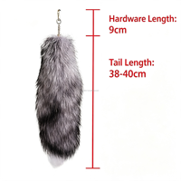 Porte-clés en fourrure de renard blanc, décoratif et personnalisé, fourrure moelleuse teinte, fourrure de queue de renard pour sac, fourni par une usine chinoise