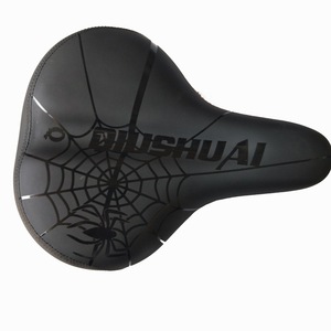 Sillín de <span class=keywords><strong>bicicleta</strong></span> de algodón de alta elasticidad, <span class=keywords><strong>asiento</strong></span> cómodo grueso para <span class=keywords><strong>bicicleta</strong></span> de montaña con bolsa de cojín con patrón de araña grande incluida - Product Image 2