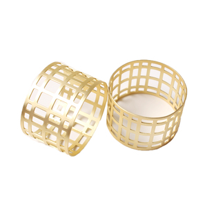 แหวนรัดผ้าเช็ดปากงานแต่งงานรูปใบไม้สไตล์อเมริกัน ทำจากเหล็ก ดีไซน์โปร่ง ทนทาน เป็นมิตรกับสิ่งแวดล้อม รับผลิตตามสั่ง ขายส่ง - Product Image 1