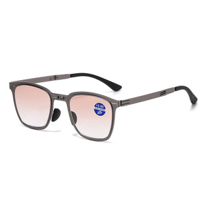 <span class=keywords><strong>Gafas</strong></span> de lectura <span class=keywords><strong>progresivas</strong></span> con logotipo personalizado para hombre, <span class=keywords><strong>gafas</strong></span> bifocales con bloqueo de luz azul para lectura por <span class=keywords><strong>ordenador</strong></span>, venta al por mayor - Product Image 1