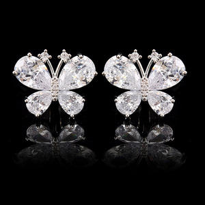 Boutons de manchette en laiton plaqué argent avec zircon, motif papillon tendance, gravure personnalisée du logo, pour chemise à poignets mousquetaires, cadeau de fiançailles - Product Image 1