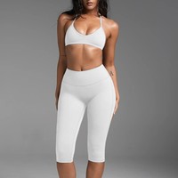 Ensemble 2 pièces de sport pour femme : Soutien-gorge de sport respirant et léger à maintien élevé et Leggings de yoga taille haute longueur mollet