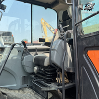 Vente Flash : Excavatrice sur chenilles Doosan DX60 d'occasion, 6 tonnes, système hydraulique complet, bon état, livraison rapide, expédition mondiale
