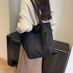 Sac fourre-tout en gros, nouvelle collection automne-hiver, couleur unie, style vintage, sac de maman, décontracté, grande capacité, minimaliste, sac à bandoulière pour femme - Product Image 2