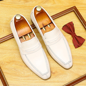 Dernières ventes de chaussures de bureau d'affaires luxueuses sur mesure en cuir chaussures habillées formelles pour hommes - Product Image 1