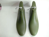 Chaussures courtes pour hommes modèle 160515