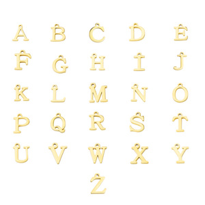 Breloques de sac en acier inoxydable plaqué or 18 carats revêtement PVD imperméable avec de minuscules lettres initiales style classique pour enfants - Product Image 3