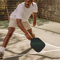 Panneau sonore Fibre de verre Pickle Ball Paddle Racket Bat PP Honeycomb Core Pickleball Paddle Handle