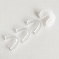 Protège-dents sportif de haute qualité avec logo personnalisé Protège-dents durable EVA en caoutchouc de silicone pour football MMA avec motif imprimé pour jeunes adultes