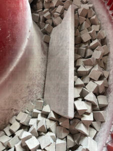 Stoneplus Machinery T300 Vibrating Tumbler Vibratory Tumbling Polish <strong>River</strong> Stones Polishing Machine Made Pebble <strong>Stone</strong> - Product Image 4