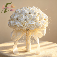 Bouquet de Mariage de Luxe Floson Style Européen à Lancer, Fleurs Artificielles Roses Effet Naturel pour la Mariée et les Demoiselles d'Honneur, Saint-Valentin