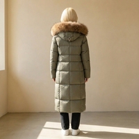 Manteau long matelassé pour femme AQTQ, capuche en fausse fourrure, fermeture éclair intégrale, plusieurs poches, parka oversize pour l'hiver, vêtements d'extérieur pour temps froid