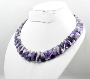 100% Chevron Améthyste Collier Ras Du Cou Mode Collier Perlé Style avec Mise En Page De Pierres Précieuses Conception Améthyste Mise En Page Collier - Product Image 5