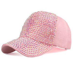 Gorra de Béisbol con Pedrería Blanca y Rosa, Hecha a Mano, con Parte Superior en Forma de Domo, Moderna - Product Image 3