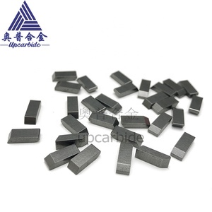 أدوات قطع من كربيد التنجستن YG6، طرف 10.5×2.5-4 مم، مطلي بالنيكل، صلابة 90HRA، حجم حبيبات متوسط، أدوات خراطة CNC - Product Image 2