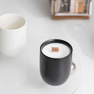 AIKUN Factory Luxury Custom White Candle Jar Vessels Solid Circle Soy Wax Scented Candle With Lid and <b>Gift</b> <b>Box</b> - Product Image 2