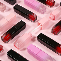 Vente en gros de tubes à gloss carrés vides de 5 ml, contenants à gloss personnalisés avec logo, contenants à gloss dégradés avec rouge à lèvres liquide mat
