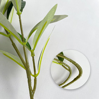 Vente en gros de plantes décoratives en plastique écologiques pour le Nouvel An, plantes en pot, faux arbres, branches d'olivier artificielles, feuilles vertes