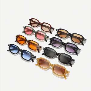 Lunettes de soleil carrées vintage colorées personnalisées avec logo 2025, verres dégradés UV400, petite monture ovale pour hommes et femmes - Product Image 2