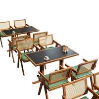 Ensemble table et chaises carrées en bois massif rétro pour restaurants commerciaux, cafés, snack-bars et pâtisseries, modèle CZ-C10, design vert