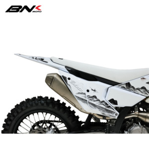 รถมอเตอร์ไซค์วิบาก BNK HS-NB300 เครื่องยนต์เบนซิน สตาร์ทแบบ CDI 300 ซีซี 4 จังหวะ ระบายความร้อนด้วยน้ำ กำลัง 19 กิโลวัตต์ - Product Image 4