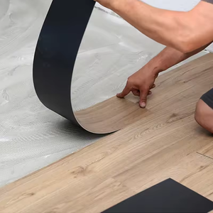 <span class=keywords><strong>Pavimento</strong></span> in <span class=keywords><strong>PVC</strong></span> LVT 5mm a spina di pesce, piastrella vinilica di lusso effetto rovere, materiale vergine, autoadesivo, con colla a secco - Product Image 3