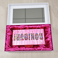 Boîtes cadeaux rigides en papier texturé de luxe pour femmes, tendance, avec laminage mat, gaufrage, matériaux recyclés, doublure en satin rose, sacs à main