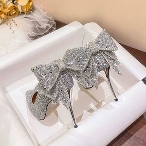 Chaussures de mariée élégantes à talons hauts, scintillantes, avec nœud en strass, bout pointu, pour événements et banquets - Product Image 5