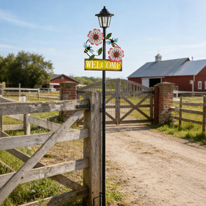 Letrero de Bienvenida Solar con Estaca para Jardín, Luz Decorativa de Metal con Flores y Abejas, Adorno para Patio, Camino, Césped y Paisaje - Product Image 1