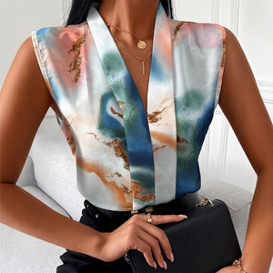 เสื้อเชิ้ตแฟชั่นลำลองคอวีแขนกุดพิมพ์ลายสำหรับผู้หญิง - Product Image 4