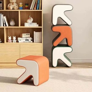 Chaise nordique moderne pour enfants tabouret <span class=keywords><strong>en</strong></span> <span class=keywords><strong>bois</strong></span> mignon divers animaux tuftés extensible Villa appartement ensemble <span class=keywords><strong>de</strong></span> gymnastique flèche poufs enfants - Product Image 3