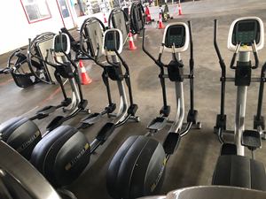 Machine d'entraînement <span class=keywords><strong>elliptique</strong></span> commerciale, équipement de fitness pour salle de sport intérieure, machine <span class=keywords><strong>elliptique</strong></span> de cross-training - Product Image 6