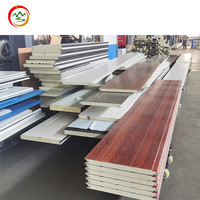 Panneaux sandwich ignifuges en polyuréthane Pu pour toit et mur en métal isolé 40-200mm