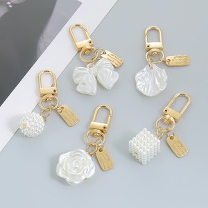 Ngọc Trai Carabiner Móc Khóa <span class=keywords><strong>PVC</strong></span> Nhựa Thanh Lịch Hoa Hồng Bow Keyring Cho Phụ Nữ Cô Gái Túi Xách Tai Nghe Trường Hợp Phụ Kiện - Product Image 1