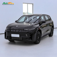 Leapmotor C10 EREV 2024 210 Intelligent Edition SUV Ukuran Menengah Lima Kursi Kendaraan Setir Kiri dengan GPS 4 Silinder Mobil Bekas