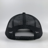 Topi bisbol jala hitam 6 Panel musim panas penjualan terlaris OEM topi Trucker 112 richardson sesuai pesanan dengan Snapback bordir yang dapat diatur