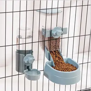 Dispenser per dolcetti per gatti di fabbrica gabbie per alimenti per uccelli bottiglia per appendere automatica in metallo Dispenser per acqua per animali domestici scatole per ciotole per cani con alimentatore lento