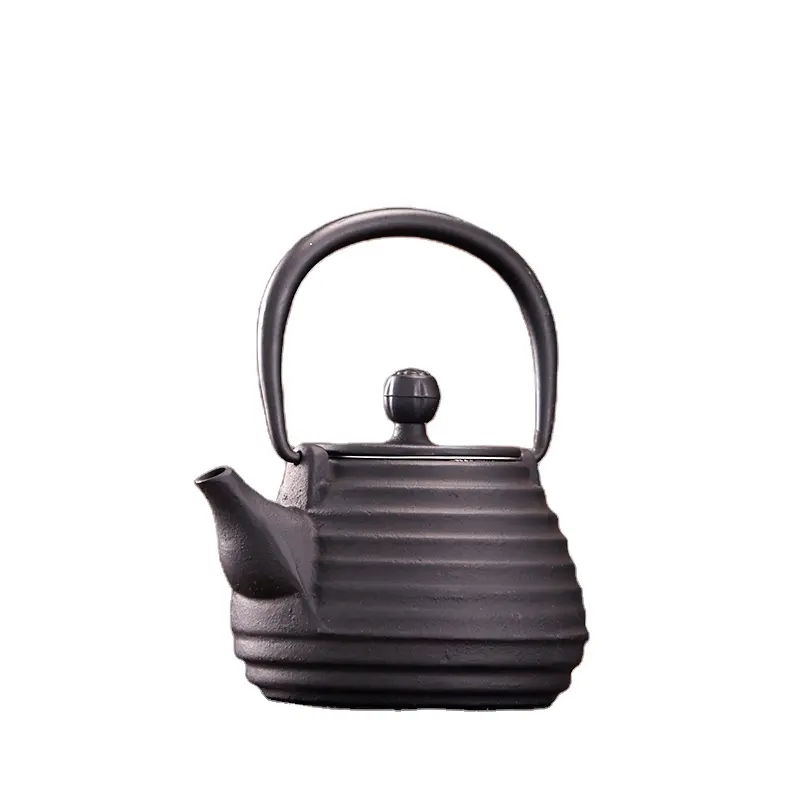 Small cute Thread iron kettle, flat enamel cast iron tea pot with stainless steel filter best quality tea sets