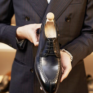 Nouvelles Chaussures de Ville Luxe en Cuir à Lacets, Derbies Basses en Cuir Fait Main Italien pour Hommes - Product Image 3
